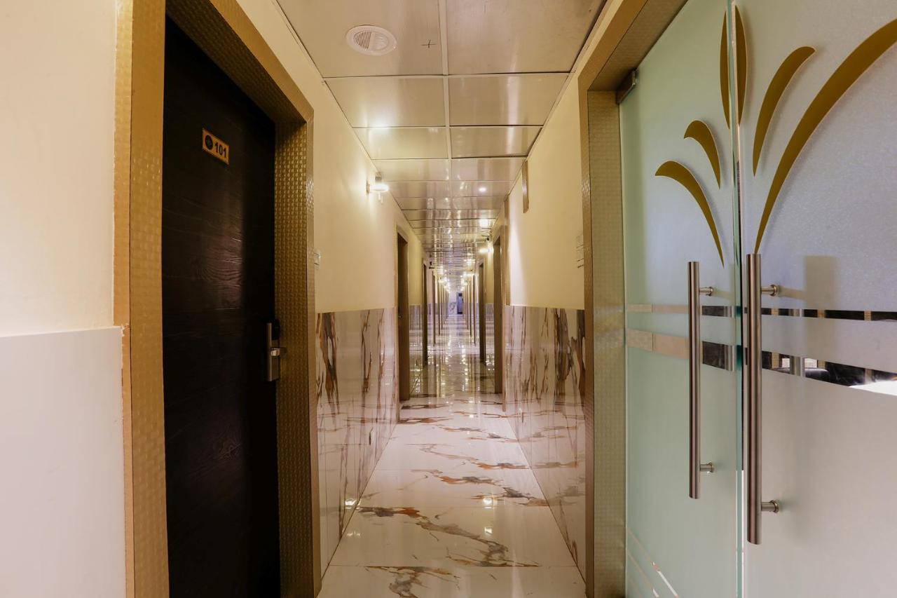 Fabhotel Prime Land - Nr Bkc Мумбай Екстериор снимка
