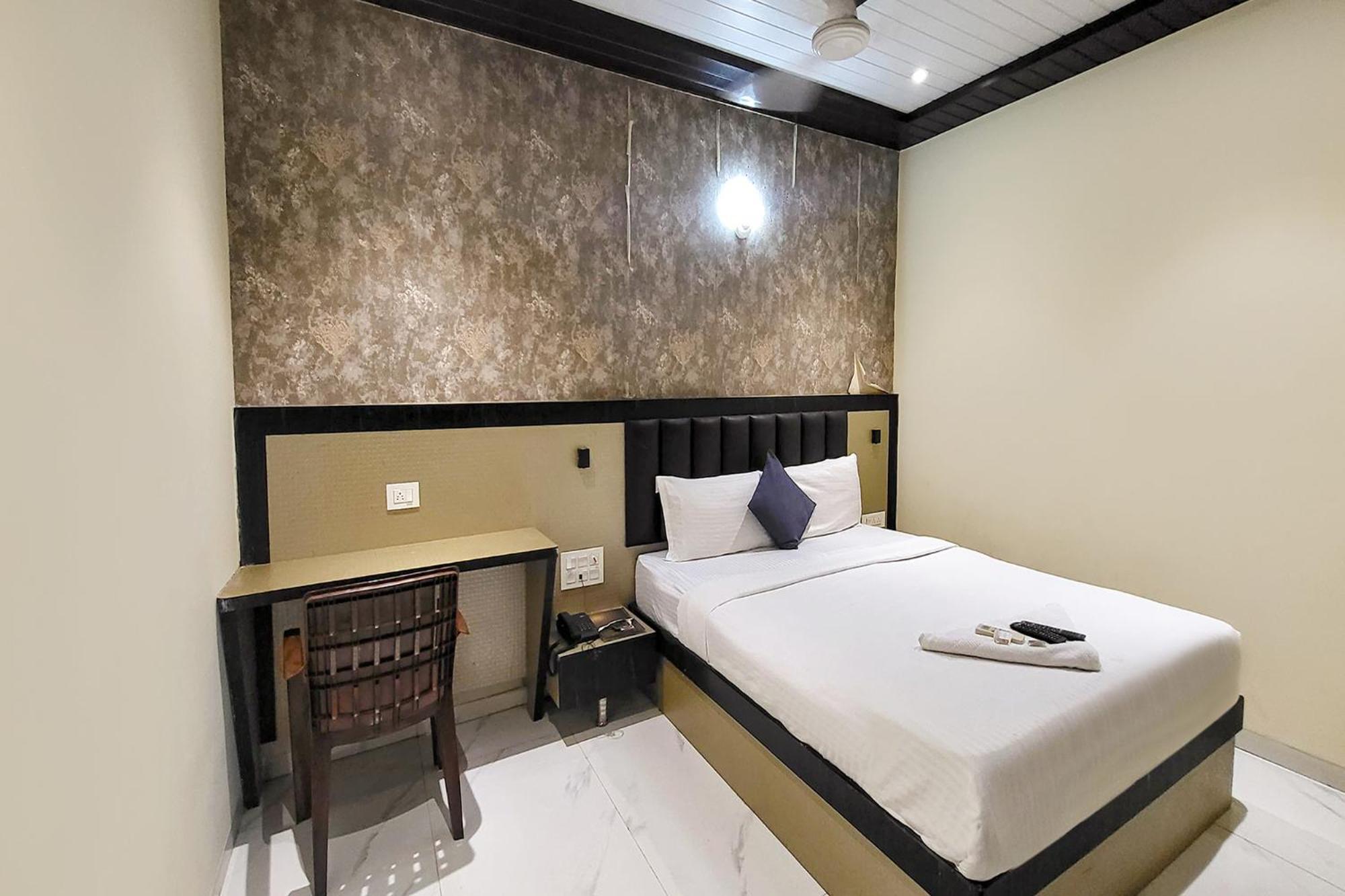 Fabhotel Prime Land - Nr Bkc Мумбай Екстериор снимка